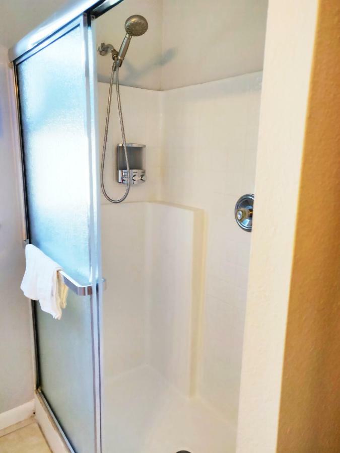 Manatee River Cottage In Historical Oldtown, Sleeps Up To 7 People Palmetto Exterior photo