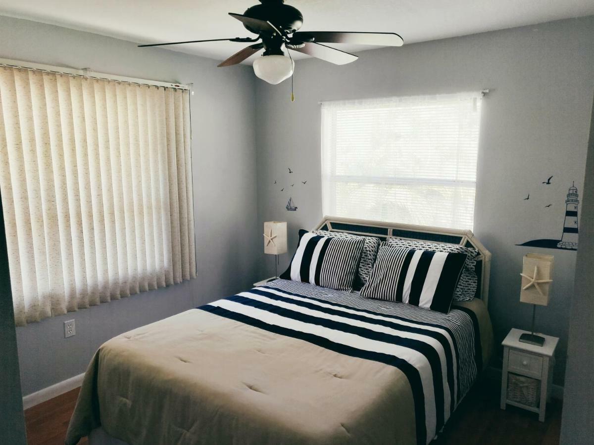 Manatee River Cottage In Historical Oldtown, Sleeps Up To 7 People Palmetto Exterior photo